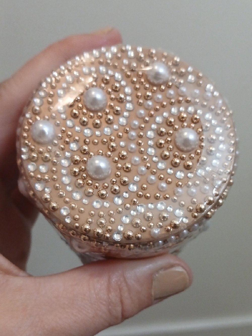 Prai Beauty Ageless Throat & Decolletage Creme Intensive Gold Plus 100ml - Picture 3 of 6